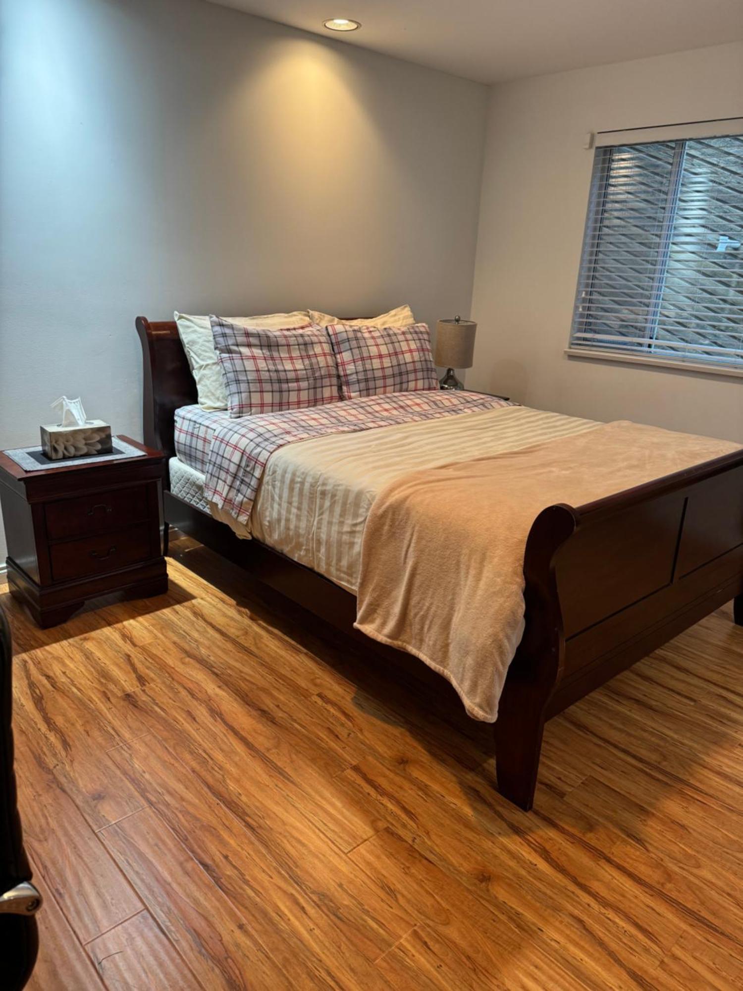 Beautiful Modern Suite North Vancouver Bagian luar foto