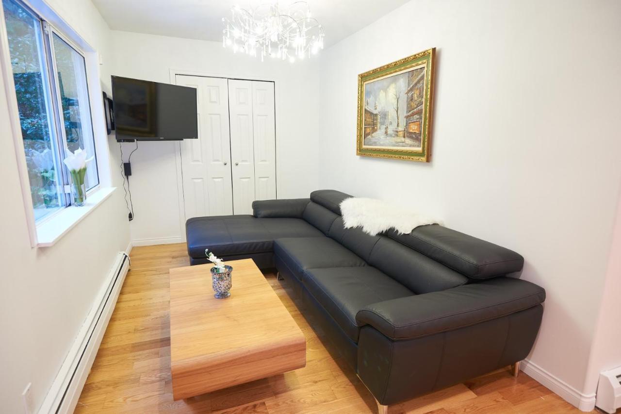 Beautiful Modern Suite North Vancouver Bagian luar foto