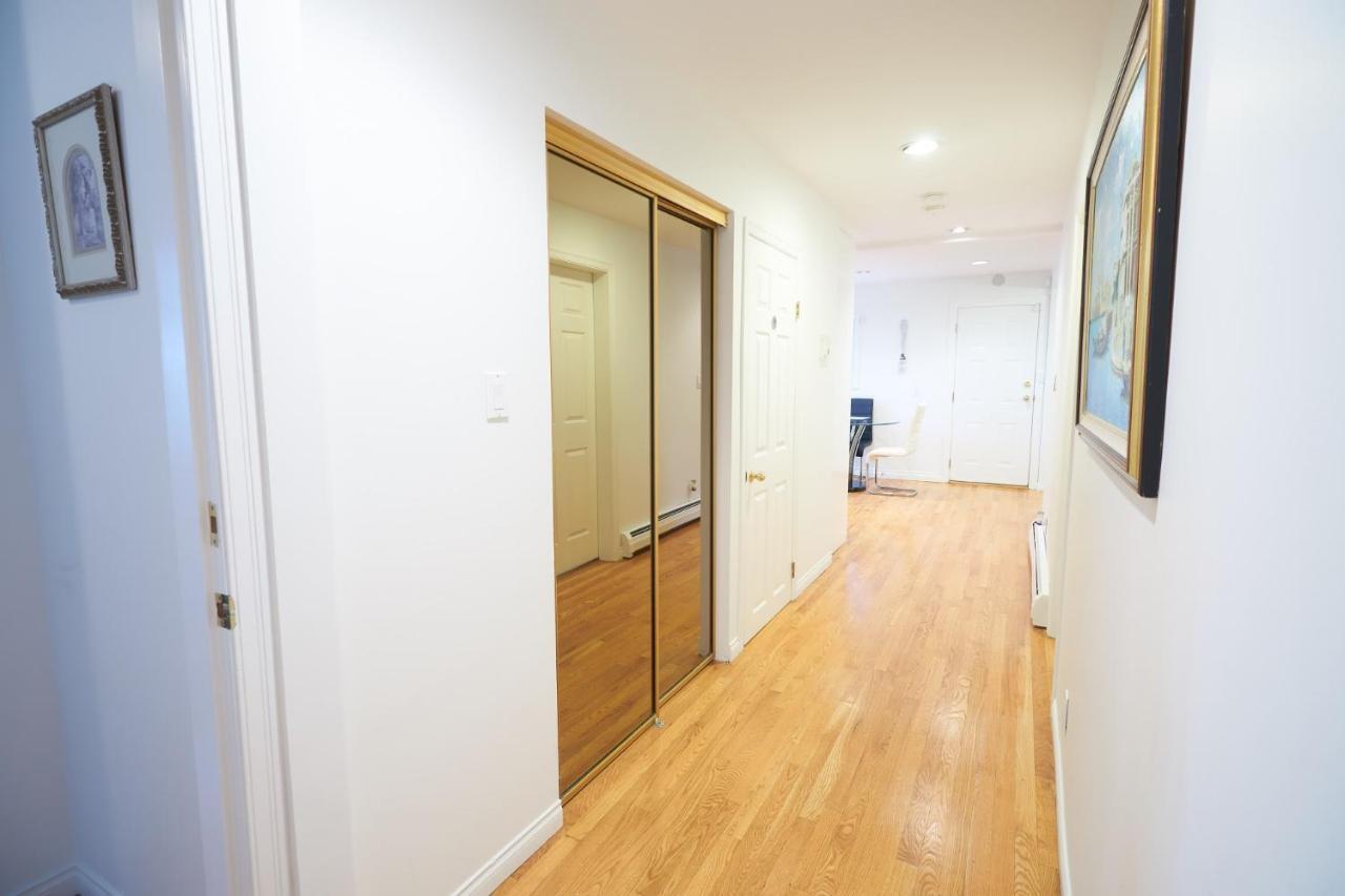 Beautiful Modern Suite North Vancouver Bagian luar foto
